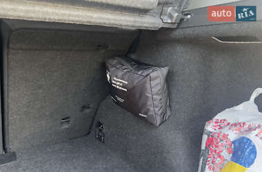 Позашляховик / Кросовер BMW X1 2009 в 