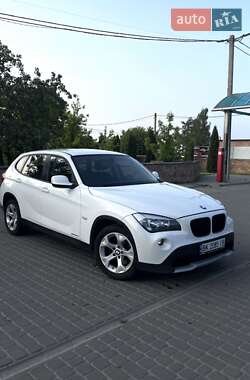 Внедорожник / Кроссовер BMW X1 2011 в 