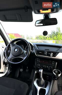 Внедорожник / Кроссовер BMW X1 2011 в 