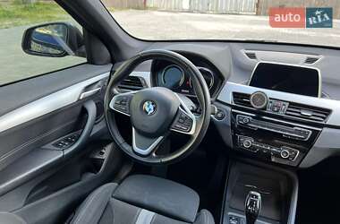 Внедорожник / Кроссовер BMW X1 2018 в 