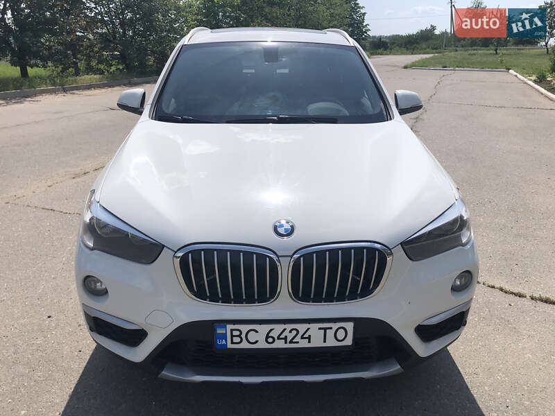 Позашляховик / Кросовер BMW X1 2016 в Харкові