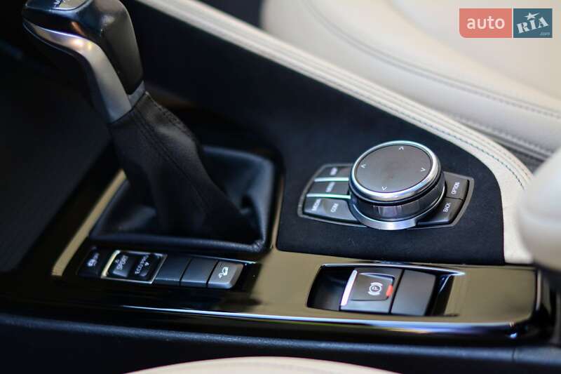 Позашляховик / Кросовер BMW X1 2016 в Кривому Розі