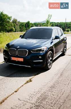 Позашляховик / Кросовер BMW X1 2015 в Івано-Франківську