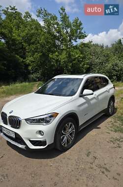 Внедорожник / Кроссовер BMW X1 2017 в 