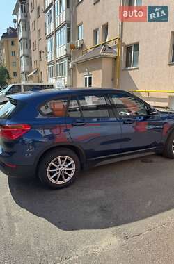 Позашляховик / Кросовер BMW X1 2017 в Києві