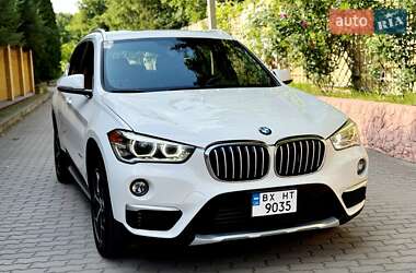 Внедорожник / Кроссовер BMW X1 2015 в 