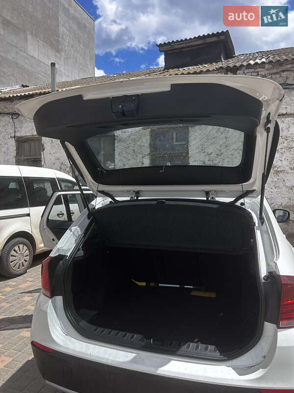 Позашляховик / Кросовер BMW X1 2011 в Білгороді-Дністровському фото 9 Позашляховик / Кросовер BMW X1 2011 в Білгороді-Дністровському