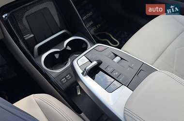 Внедорожник / Кроссовер BMW X1 2023 в 