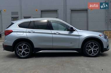 Внедорожник / Кроссовер BMW X1 2017 в 