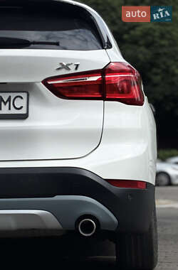 Внедорожник / Кроссовер BMW X1 2016 в Киеве