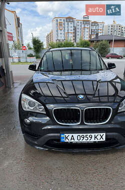 Позашляховик / Кросовер BMW X1 2015 в Києві