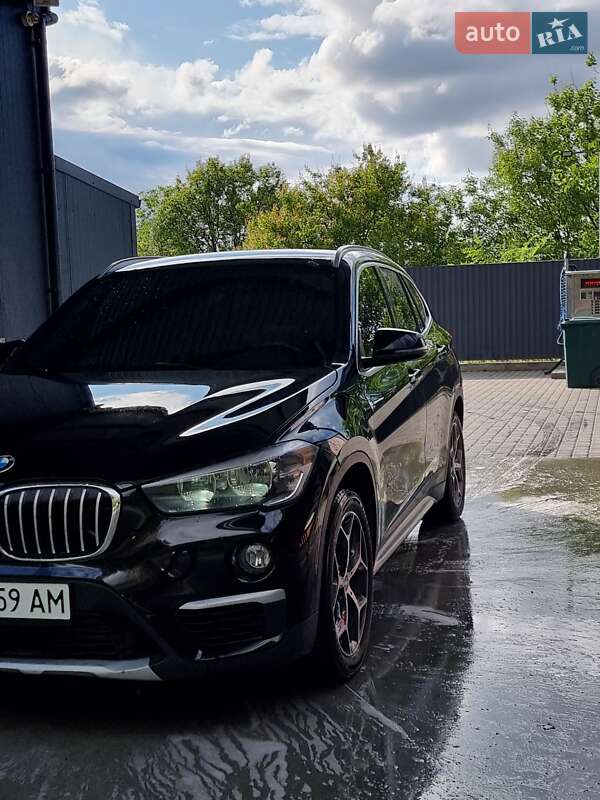 Позашляховик / Кросовер BMW X1 2016 в Кривому Розі