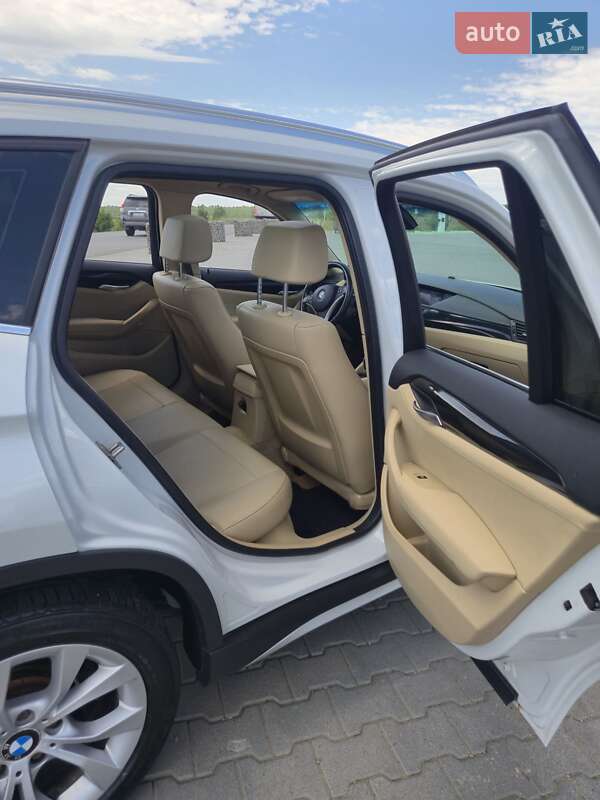 Внедорожник / Кроссовер BMW X1 2011 в Черновцах фото 19 Внедорожник / Кроссовер BMW X1 2011 в Черновцах