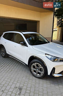 Внедорожник / Кроссовер BMW X1 2024 в Львове