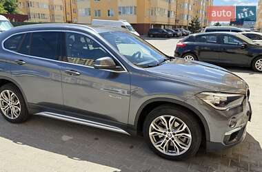 Внедорожник / Кроссовер BMW X1 2016 в Киеве