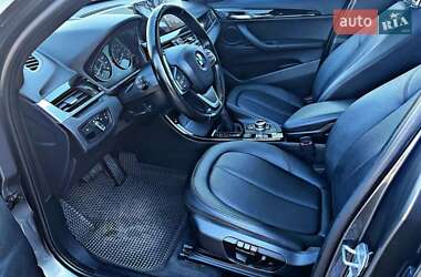 Позашляховик / Кросовер BMW X1 2016 в 