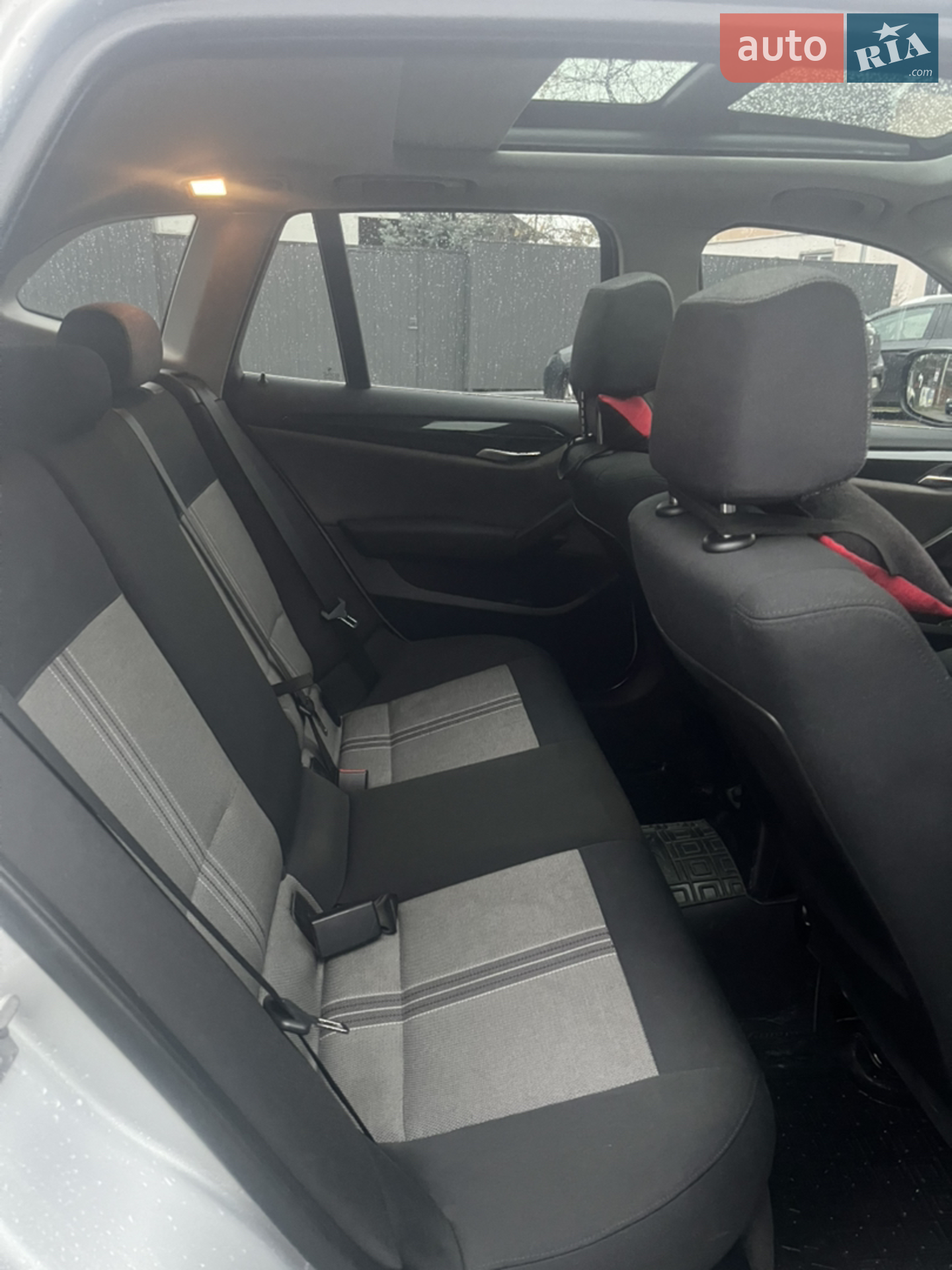 2011 BMW X1 - мініатюра 12
