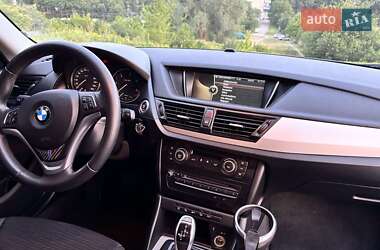 Внедорожник / Кроссовер BMW X1 2012 в 