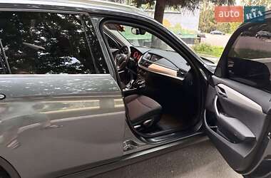 Внедорожник / Кроссовер BMW X1 2012 в 