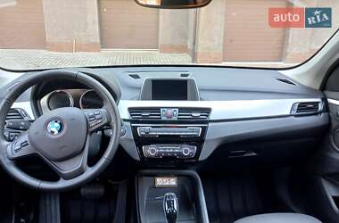 Внедорожник / Кроссовер BMW X1 2022 в 