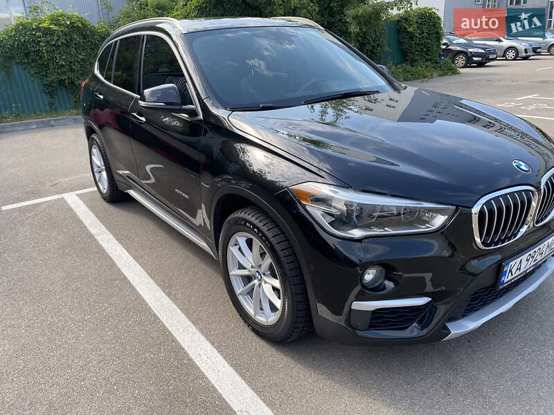 Позашляховик / Кросовер BMW X1 2015 в Києві