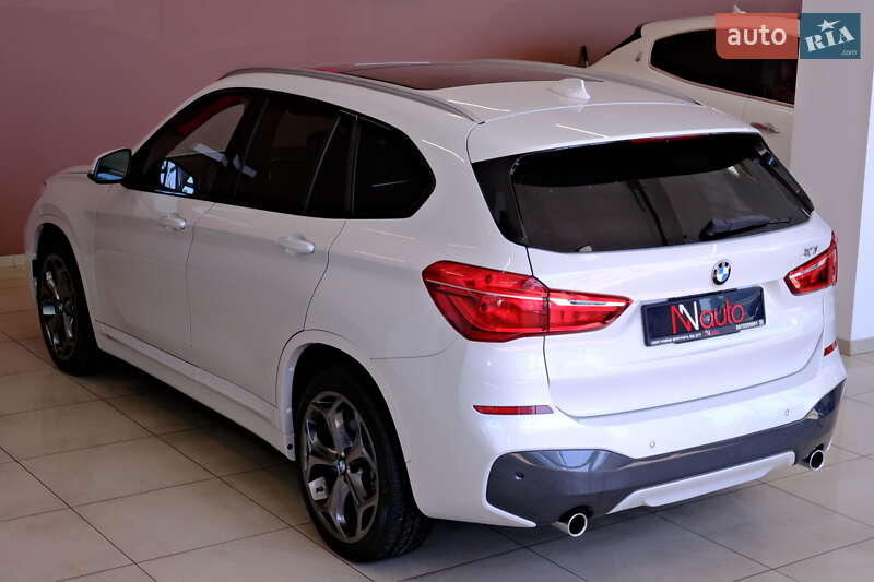 Внедорожник / Кроссовер BMW X1 2017 в Одессе