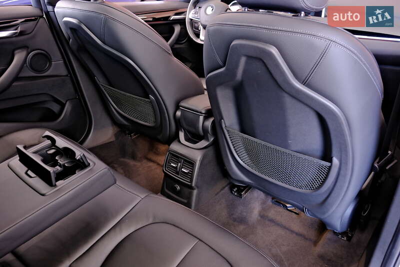 Внедорожник / Кроссовер BMW X1 2017 в Одессе