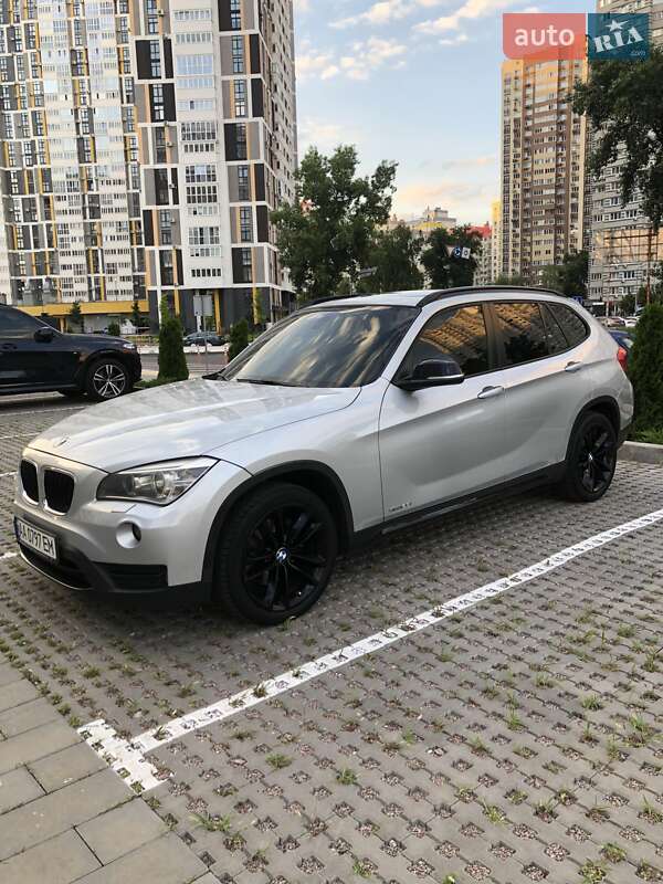 Внедорожник / Кроссовер BMW X1 2014 в Киеве