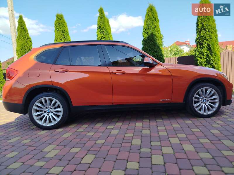Внедорожник / Кроссовер BMW X1 2013 в Владимире