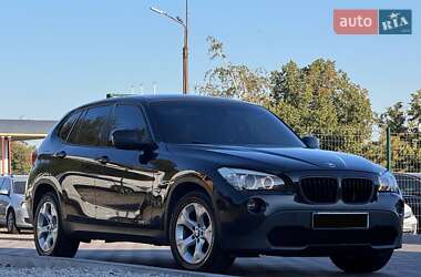 Внедорожник / Кроссовер BMW X1 2010 в Запорожье