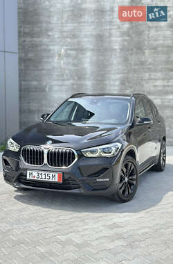 Внедорожник / Кроссовер BMW X1 2021 в Черновцах