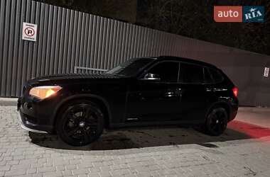 Внедорожник / Кроссовер BMW X1 2014 в 