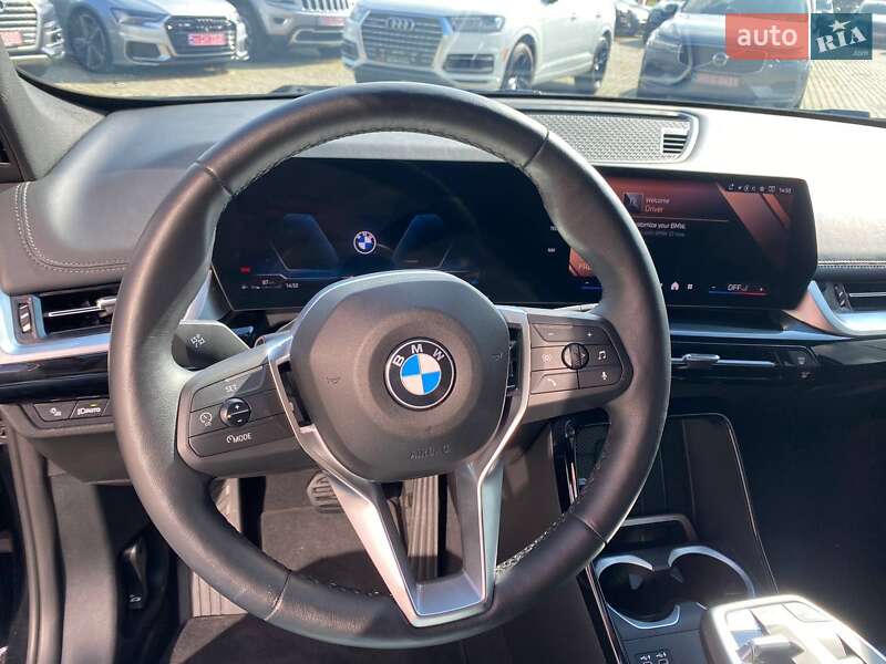 Внедорожник / Кроссовер BMW X1 2024 в Львове