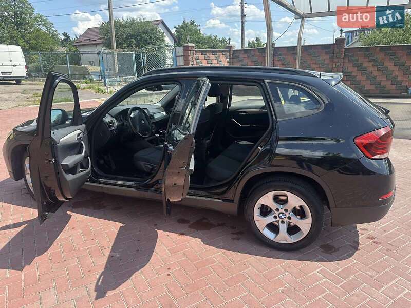 Внедорожник / Кроссовер BMW X1 2012 в Ровно