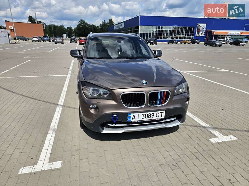 Внедорожник / Кроссовер BMW X1 2010 в Сумах