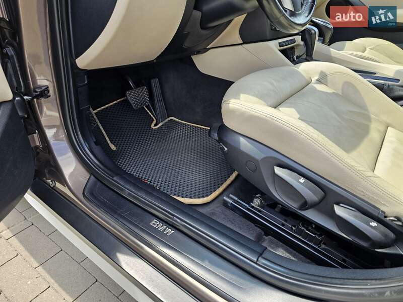 Внедорожник / Кроссовер BMW X1 2010 в Сумах