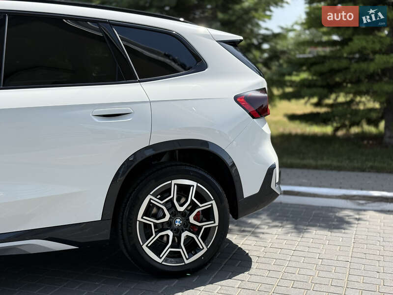 Внедорожник / Кроссовер BMW X1 2024 в Одессе