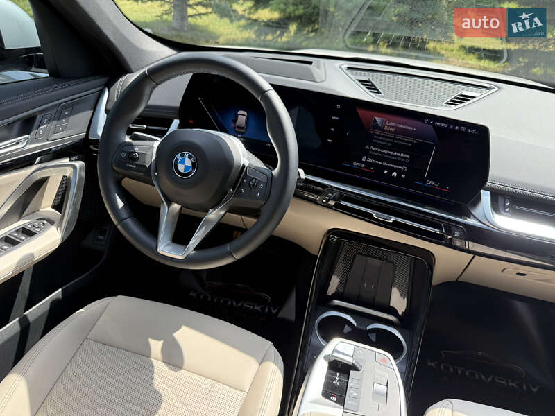 Внедорожник / Кроссовер BMW X1 2024 в Одессе