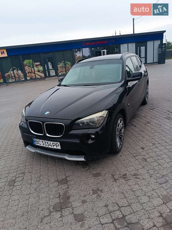 BMW X1 2011