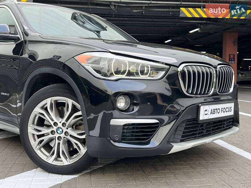 Внедорожник / Кроссовер BMW X1 2016 в Киеве
