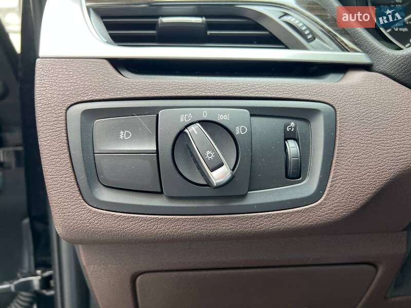 Внедорожник / Кроссовер BMW X1 2016 в Киеве