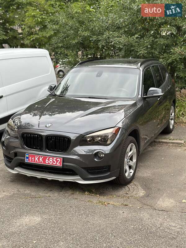 Внедорожник / Кроссовер BMW X1 2015 в Киеве