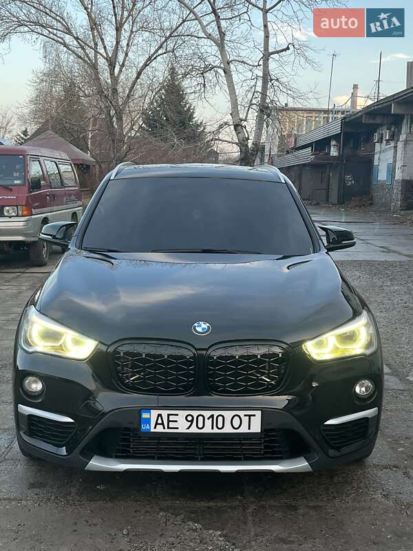 Внедорожник / Кроссовер BMW X1 2015 в Чумаках