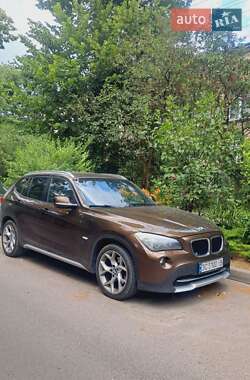 Внедорожник / Кроссовер BMW X1 2010 в Львове