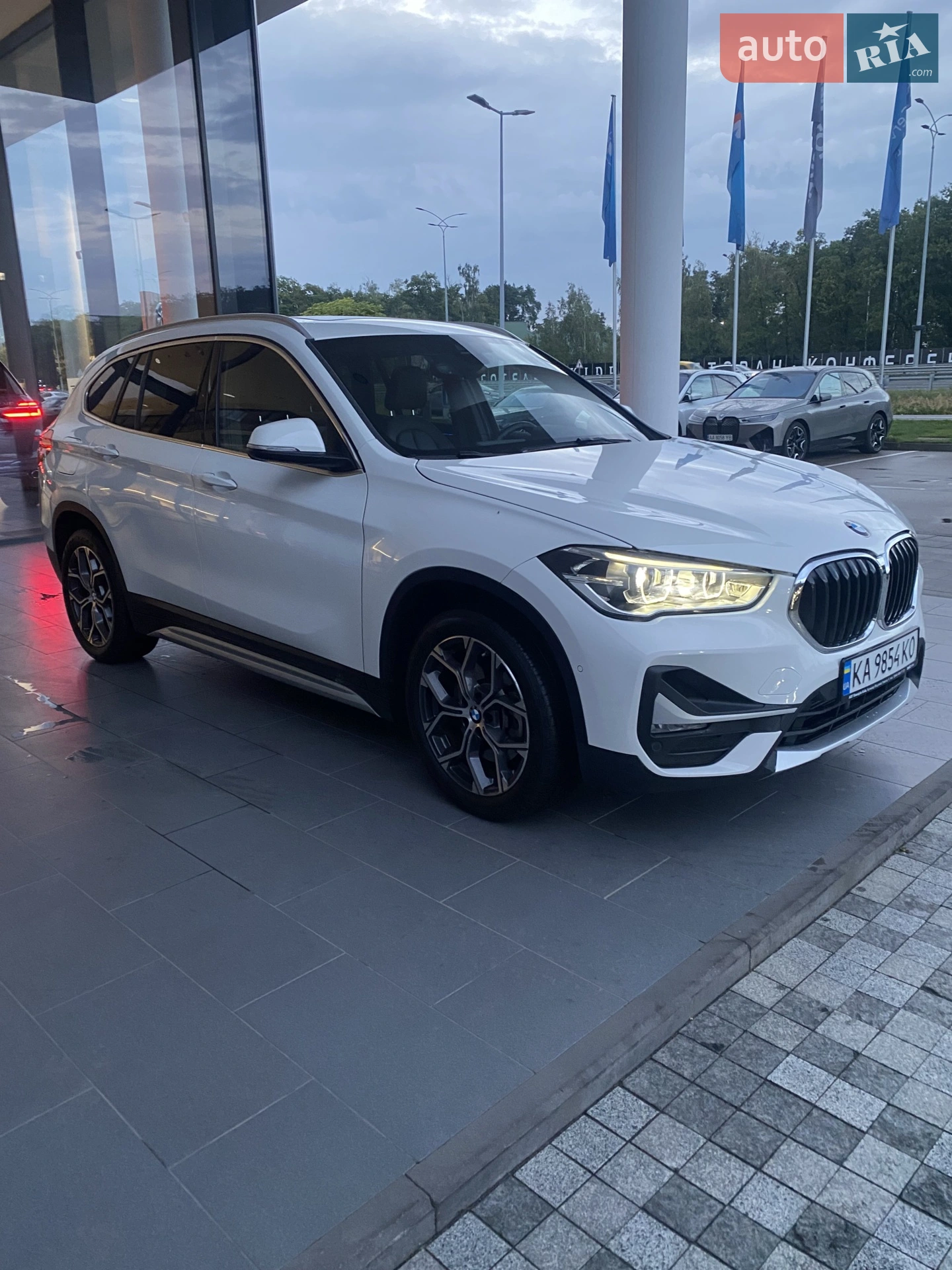 2019 BMW X1 - фото 1