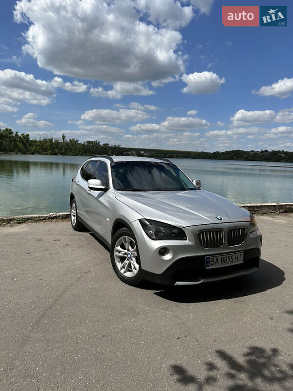 Внедорожник / Кроссовер BMW X1 2010 в Кропивницком