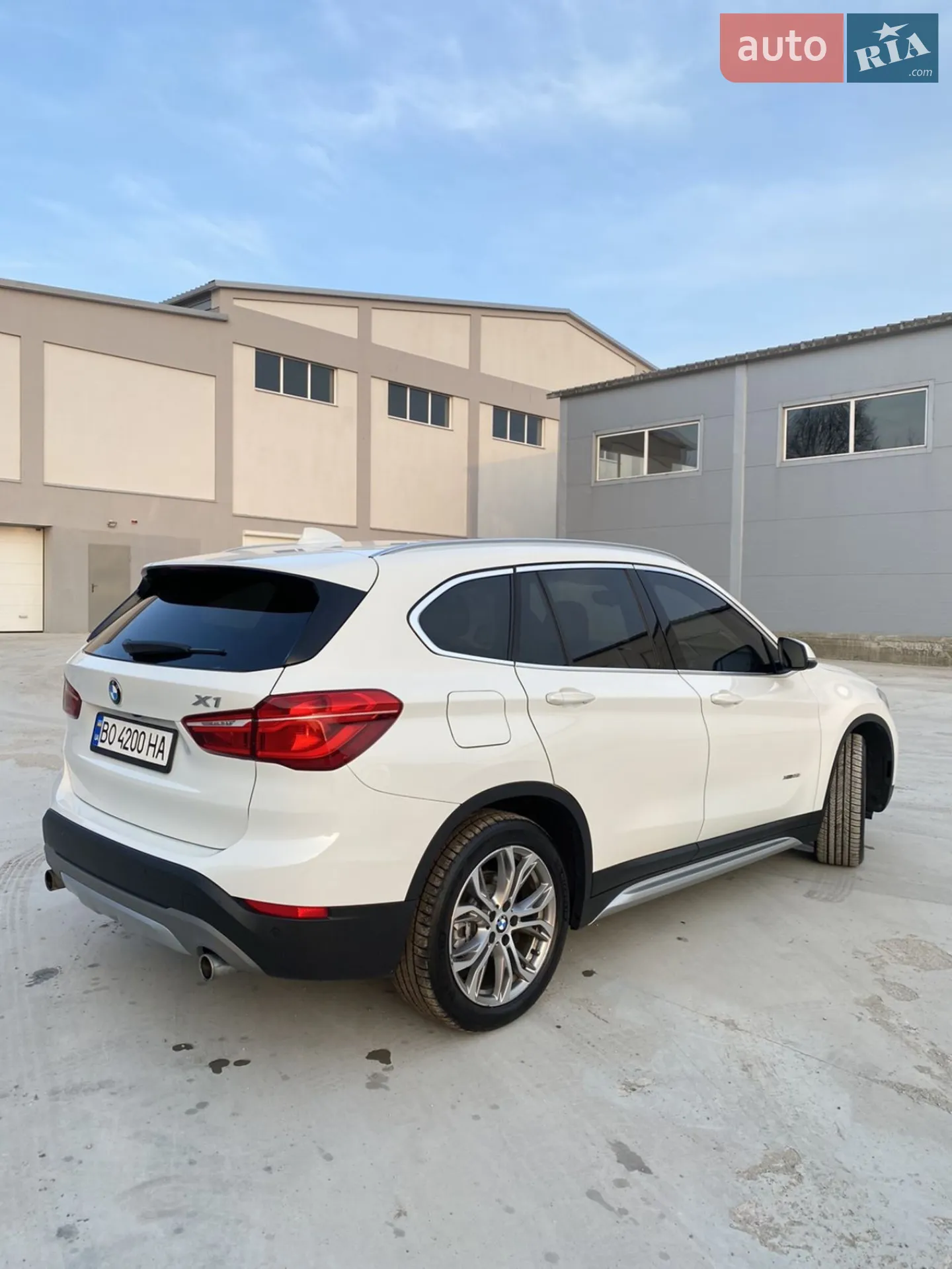 2016 BMW X1 - мініатюра 2