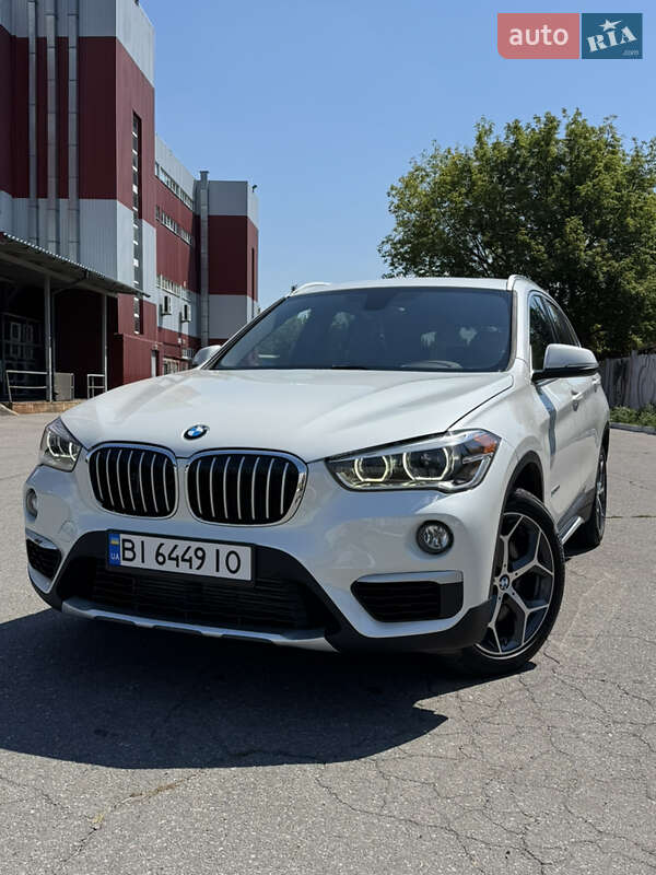 Внедорожник / Кроссовер BMW X1 2016 в Кременчуге фото 2 Внедорожник / Кроссовер BMW X1 2016 в Кременчуге