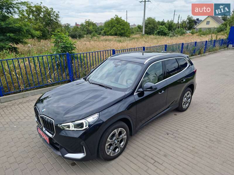 Внедорожник / Кроссовер BMW X1 2023 в Нововолынске