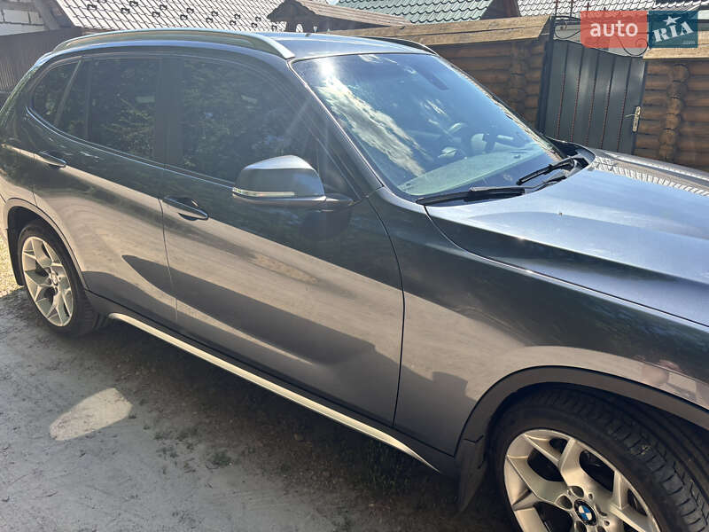 Внедорожник / Кроссовер BMW X1 2014 в Радомышле